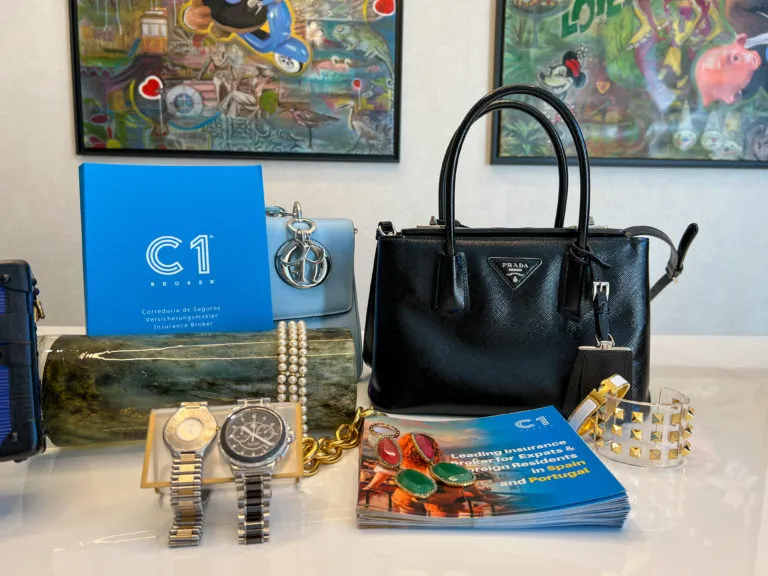 Luxury Handbags Insurance Portugal , Jewellry Insurance Portugal, Watch Insurance Portugal, Hermes Insurance, Rolex Insurance, Diamonds Insurance