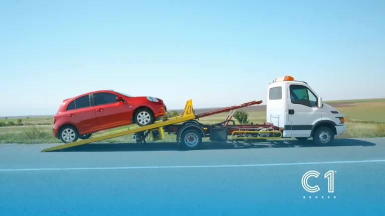Towed Car_C1Broker_InsuranceinPortugal_Carlaws_CarIsurance_Parking