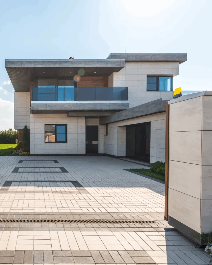 Hiscox House Insurance Portugal - C1 Broker - Luxury House Insurance - Fine Art - Content House Insurance